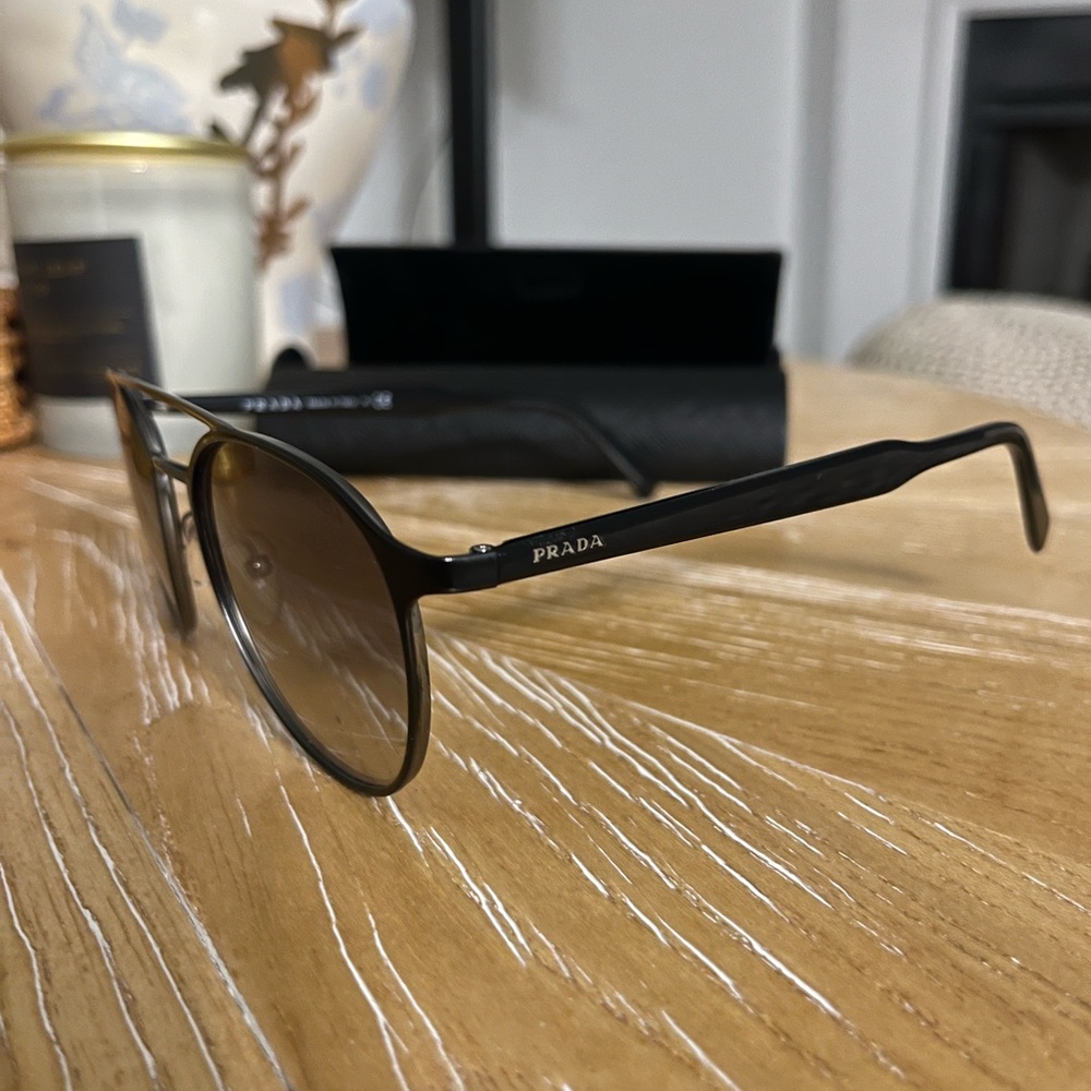 Prada Sunglasses - Picture 4 of 9